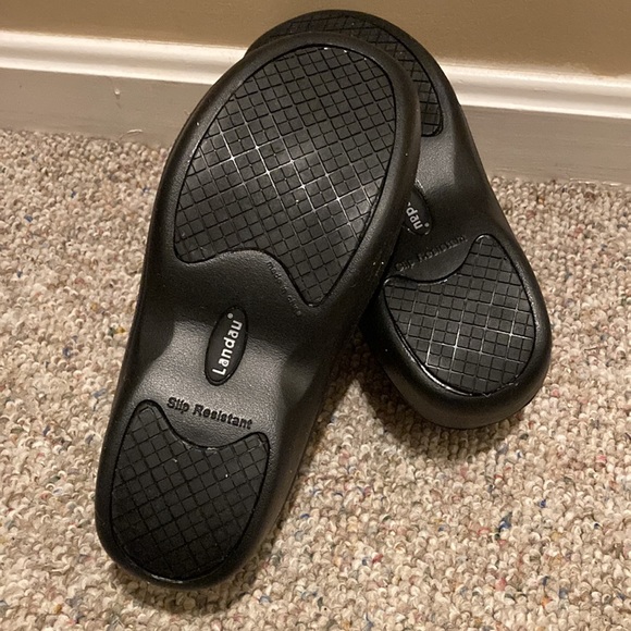 LANDAU “FOOTWEARx” Black NURSES SHOES w/ Antibacterial Lining; NIB Size W5/ M4 - Picture 3 of 14